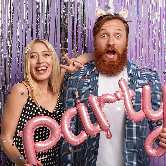 Top Rated Fairview Village Mirror Photo Booth Rental | Perfect for Corporate Events & Weddings 3 3